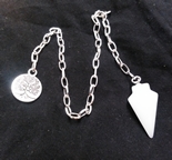 Pendule en pierre naturelle blanc