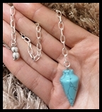 Pendule en pierre naturelle TURQUOISE